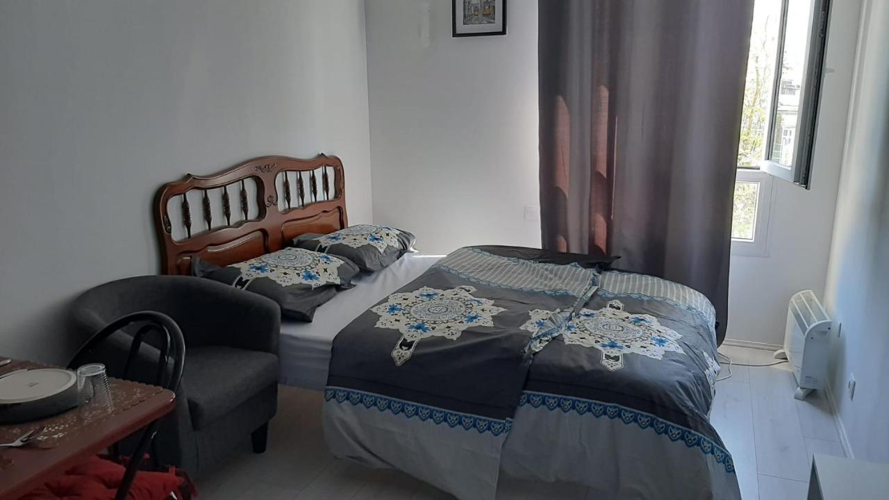 Studio Tres Propre De 18 M2 Cergy Exterior foto